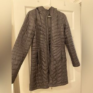 Grey North Face Thermoball mid length coat